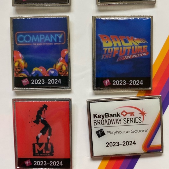 Collectible CLE Broadway series pins [2023 - 2024] - Picture 3 of 4